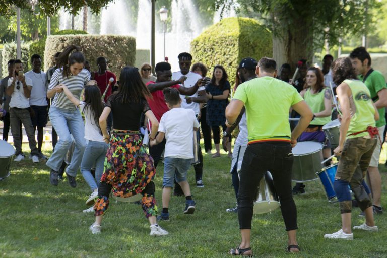 Ciudad Real: Batucada internacional en el Parque de Gasset