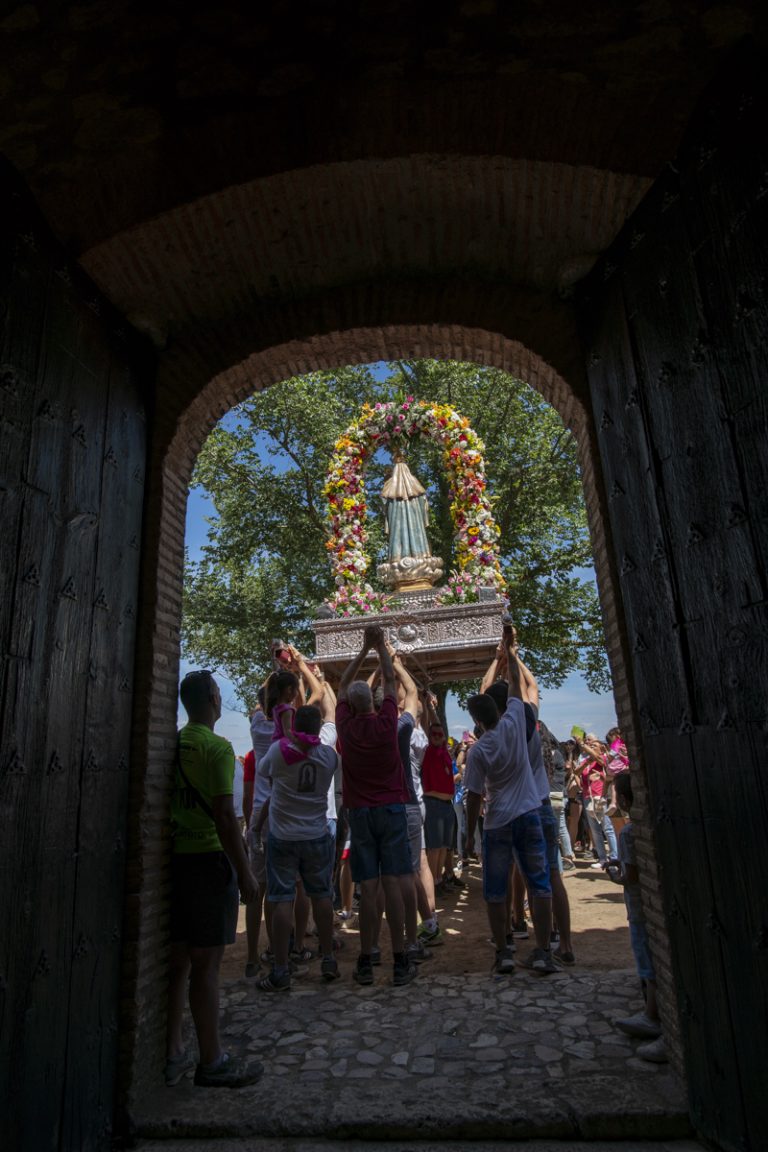 Alarcos despide la festividad de su Virgen con la tradicional procesión