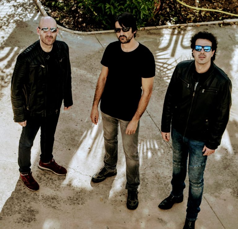 La lírica sideral de Alienígenas Terrenales