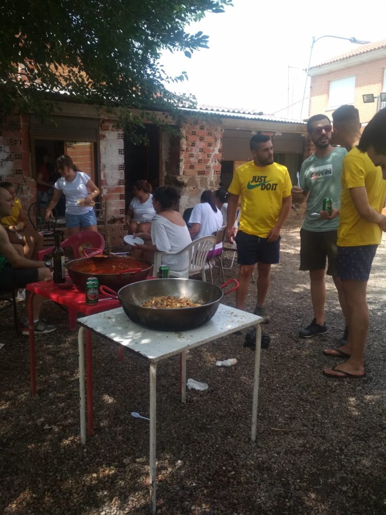 El Bombazo se adelanta a las fiestas con una jornada de convivencia