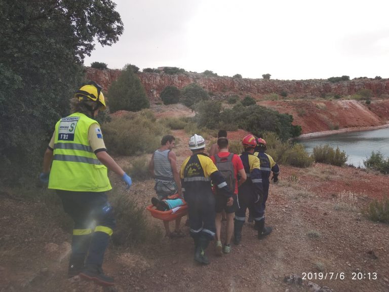 Rescatado un escalador herido tras caer desde 7 metros de altura en Argamasilla de Alba