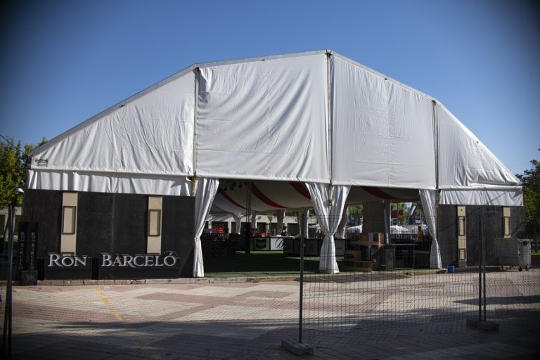 La caseta del recinto ferial de Ciudad Real repite formato: un único espacio con actuaciones en directo