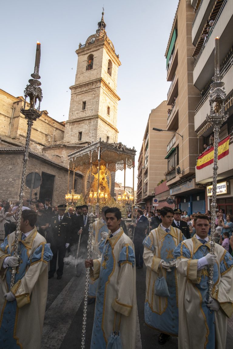 Ciudad Real: Miles de fieles participan en la procesión de la Octava