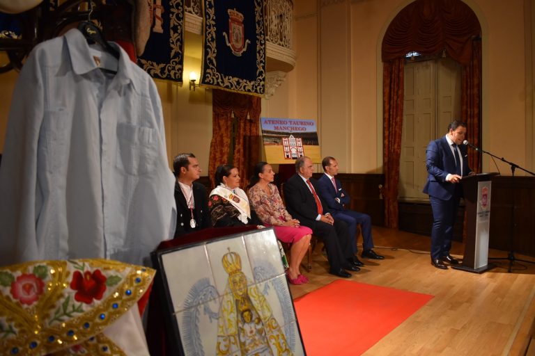 El Casino acoge el tradicional pregón taurino de Ciudad Real