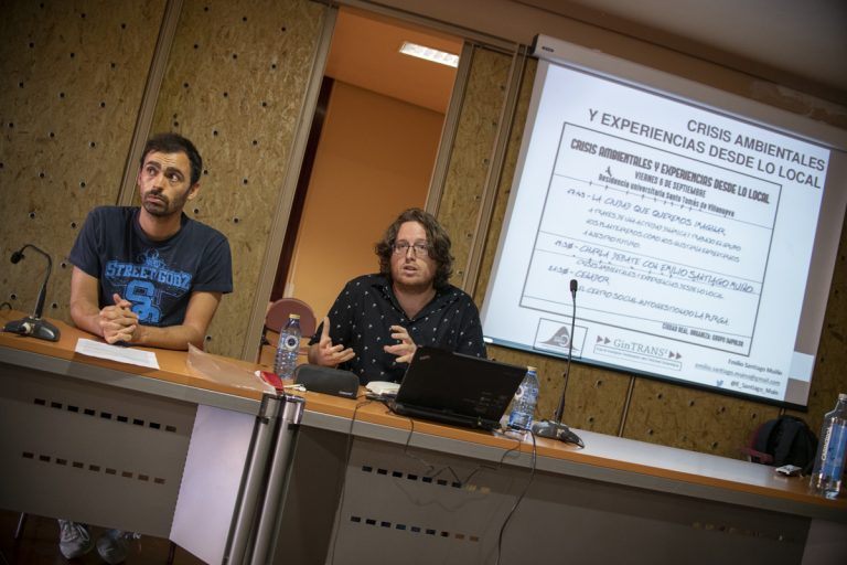 Vídeo: Emilio Santiago Muiño invita a construir un modelo de felicidad en el que “empobrecerse energética y materialmente” suponga una oportunidad de vivir mejor