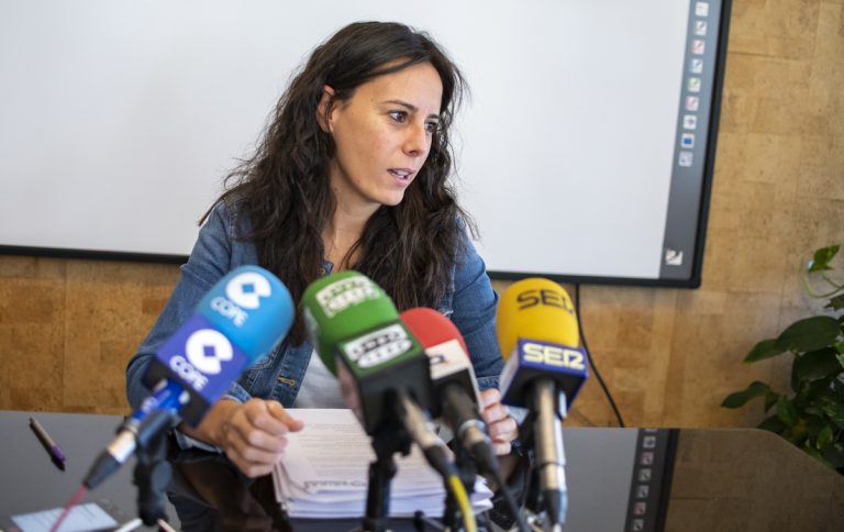 Nieves Peinado: “Desde que el PSOE gobierna con  Ciudadanos han cambiado la participación por la censura”
