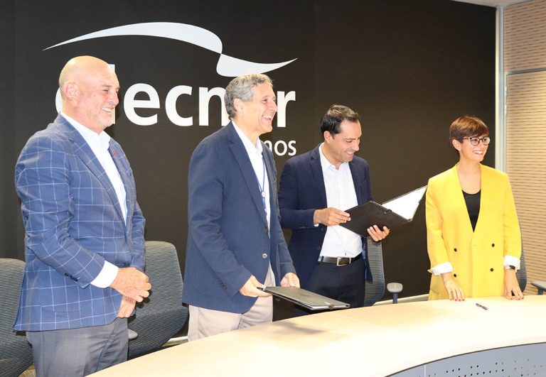 Puertollano: Isabel Rodríguez, testigo en Deimos de un acuerdo para inversiones aeroespaciales en el Estado mejicano de Yucatán