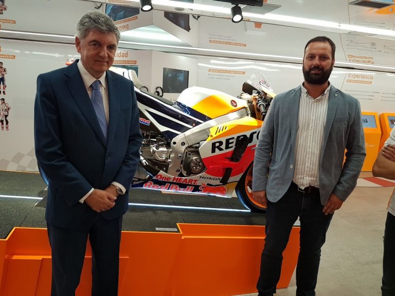 La moto campeona de Marc Márquez y realidad virtual, novedades de la muestra de Repsol Racing Tour en Puertollano