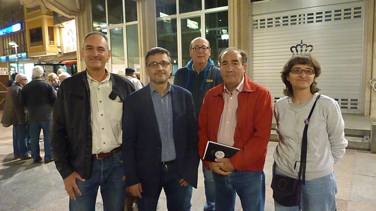 Miembros de la candidatura de Unidas Podemos se suman a la concentración de la Coordinadora en Defensa de las Pensiones