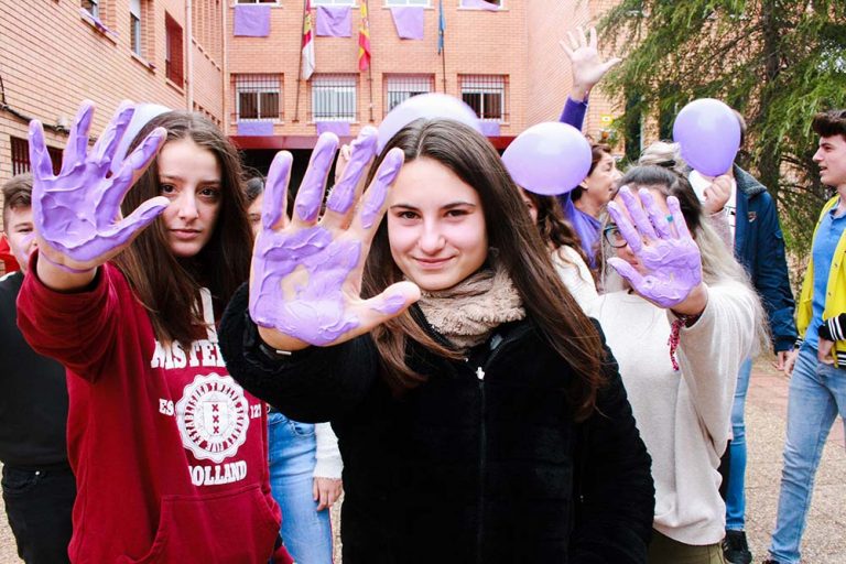 El IES Galileo Galilei de Puertollano planta cara a la violencia machista