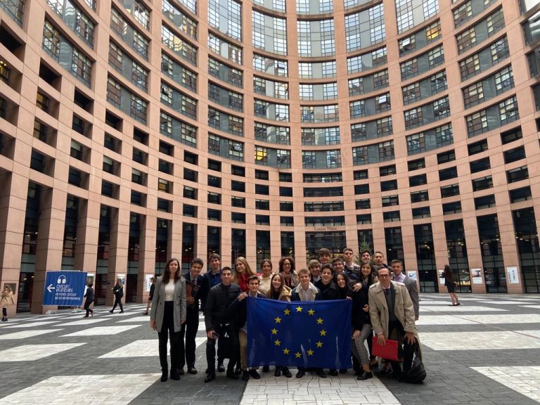 Puertollano: Alumnos del IES Fray Andrés participan en una jornada de Euroscola en la sede del Parlamento Europeo en Estrasburgo