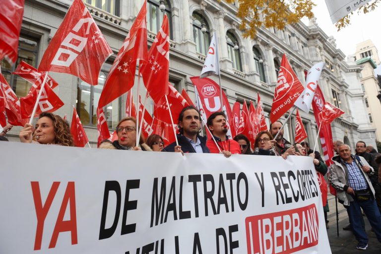 Los sindicatos se ven abocados a demandar a Liberbank tras no alcanzar ningún acuerdo salarial