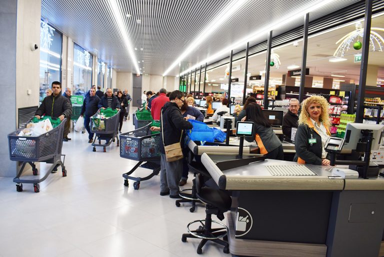 El comité de dirección de Mercadona aprueba incrementar el sueldo de la plantilla de acuerdo con el IPC