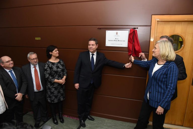 García-Page reivindica “el método Rubalcaba” por su capacidad para alcanzar acuerdos “con autenticidad y coherencia”