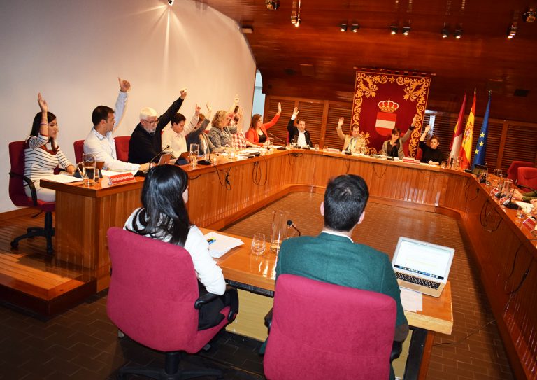 Puertollano: El Pleno respalda con los votos de PSOE e IU el presupuesto municipal de 45 millones de euros