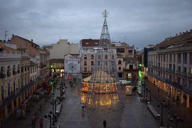El Ayuntamiento de Ciudad Real licita la instalación y explotación del carrusel de Navidad en la Plaza Mayor