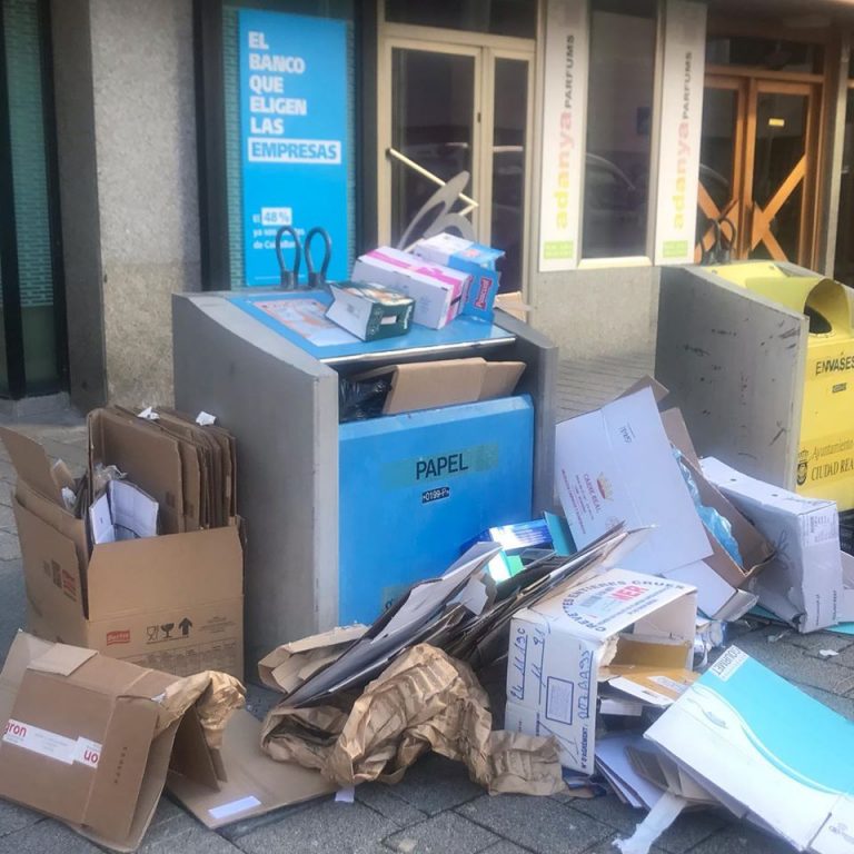 Áreas de aportación de residuos hasta arriba