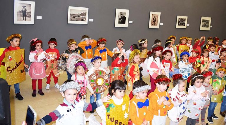 Puertollano: Alumnos del colegio Gonzalo de Berceo cierran la muestra escolar de villancicos