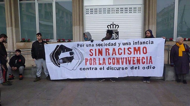 Ciudad Real: Concentración contra el ataque racista a un centro de menores en Madrid