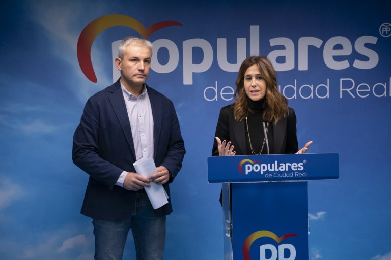 Romero y Callejas preguntan al Gobierno qué medidas va a tomar para compensar la avería que ha dejado sin teléfono e internet a Fuencaliente durante una semana