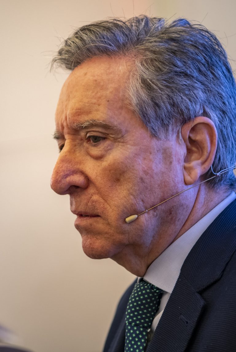 Iñaki Gabilondo pide «no poner zancadillas» al diálogo con Cataluña aunque tiene «poca fe» en que dé resultados pronto