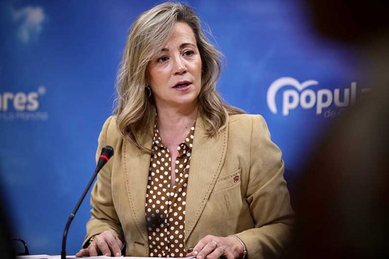 El PP-CLM inicia los trámites para la reprobación de Page por sus «mentiras e insultos» a los sanitarios