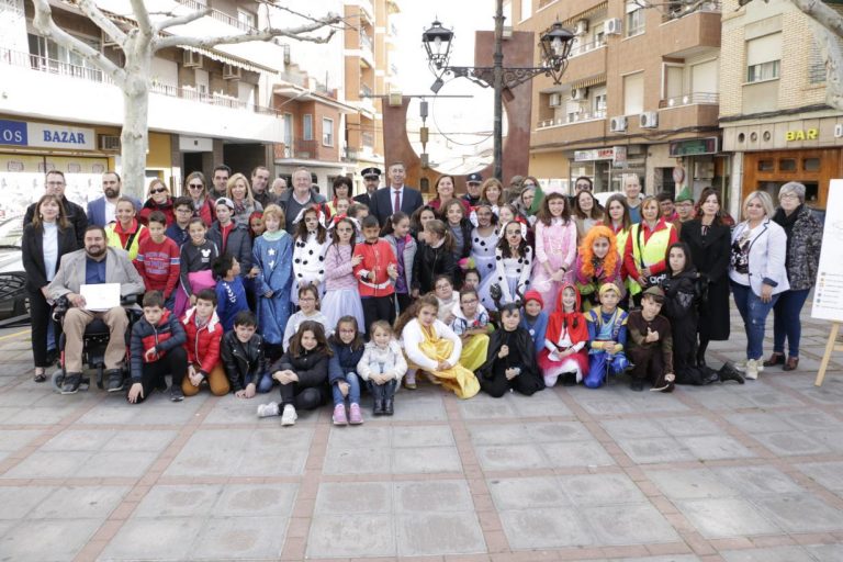 El Gobierno regional define los programas ‘Caminos escolares seguros’ y ‘Estudia y trabaja’ como “proyectos de todos y ejemplos para la sociedad”