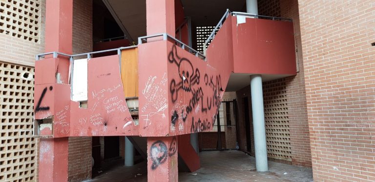 Puertollano: La Junta confía en que las medidas preventivas, la Justicia y la futura ley acaben con las ocupaciones en Joan Miró 14