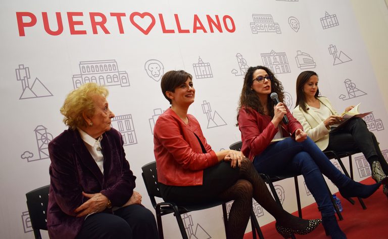 Ángela Paloma presenta en Puertollano su libro “Más políticas para otra política”