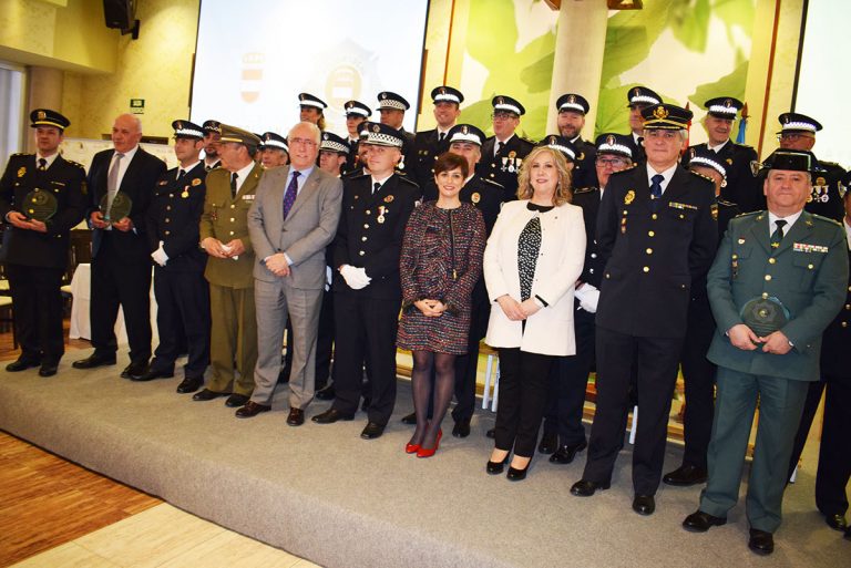 Puertollano reconoce la capacidad de trabajo y sacrificio de sus agentes de Policía Local