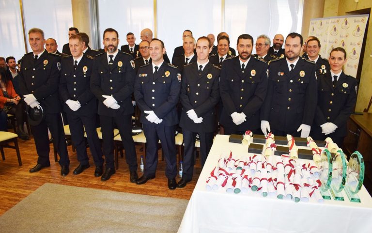 La alcaldesa de Puertollano reafirma su compromiso por la mejora de las condiciones de trabajo de la Policía Local
