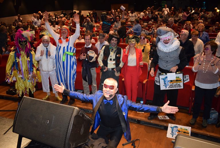 Puertollano: Comparsa de la gente con arte