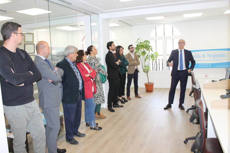 La empresa de abogados y economistas Poveda & Noguera inaugura sus nuevas instalaciones en la Plaza Mayor