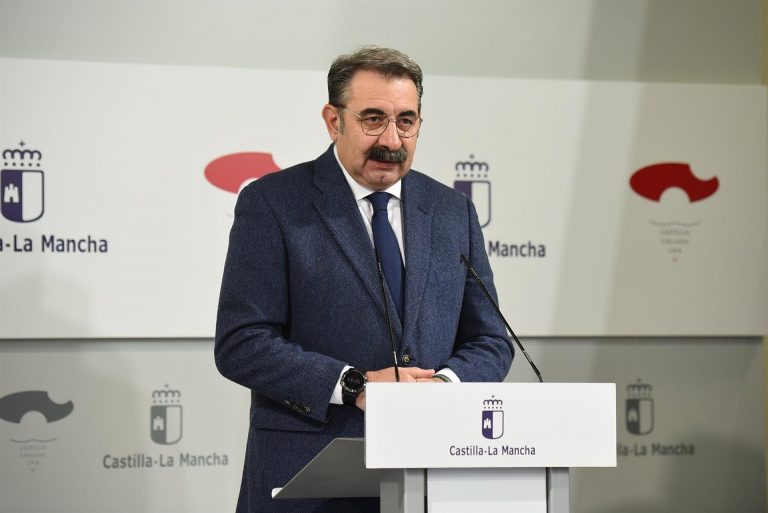 El Gobierno de Castilla-La Mancha ha repartido en las últimas horas 200.000 mascarillas desde la red de centros de la Sanidad pública