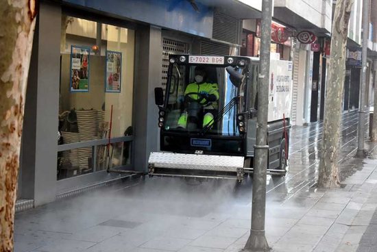 Ciudad Real: El Servicio de Limpieza lleva a cabo la desinfección de ...