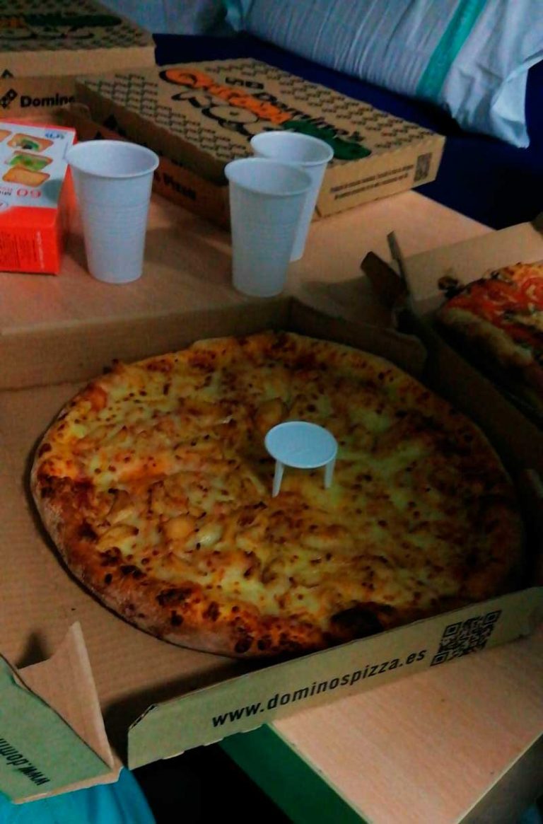 Un detallazo redondo con los trabajadores del Hospital de Ciudad Real