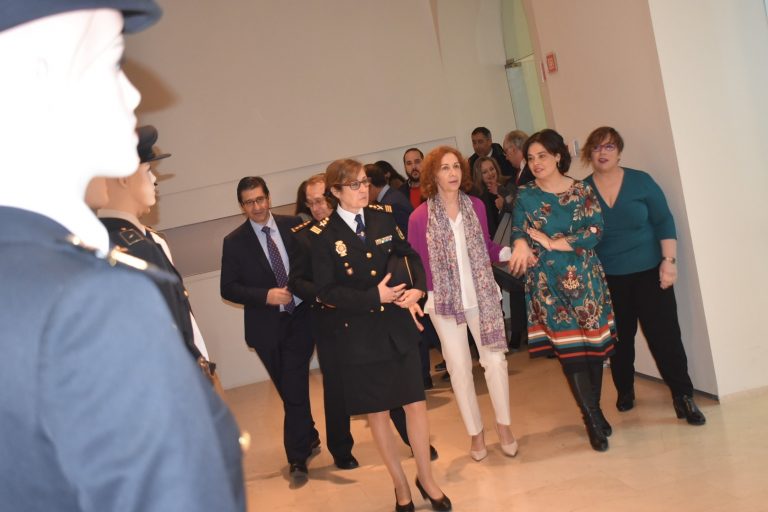 Ciudad Real: Una exposición conmemora en La Merced el  40 aniversario de la incorporación de la mujer a la Policía Nacional