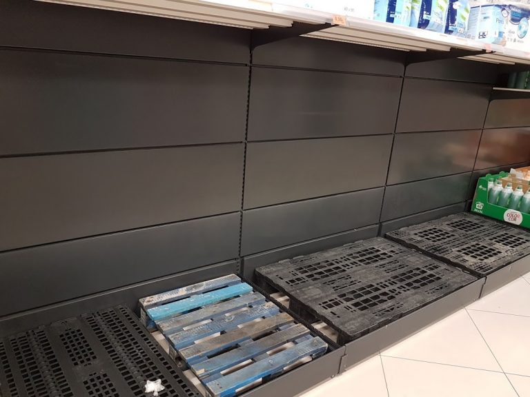 Puertollano: No dan crédito a la psicosis que acaba en minutos con el papel higiénico y otros productos del «canguelo vírico»