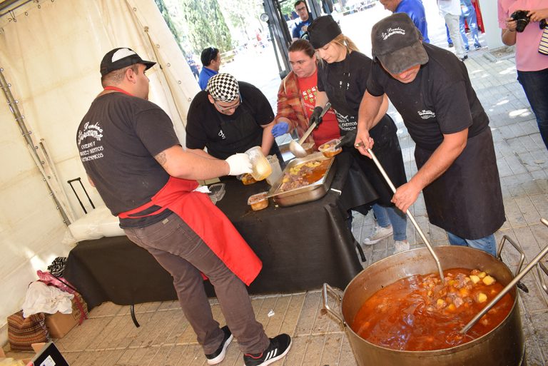 FEPU sugiere a los bares de Puertollano que ofrezcan  estofado como tapa en el día del Santo Voto