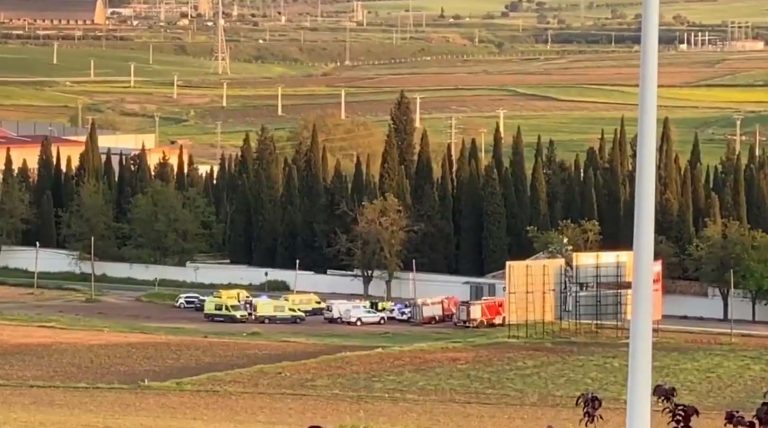 Puertollano: Homenaje a los fallecidos y consuelo al drama de sus familias a las puertas del cementerio