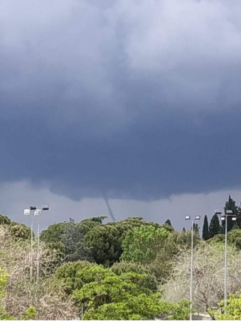 Espectacular tuba en las proximidades de Ciudad Real