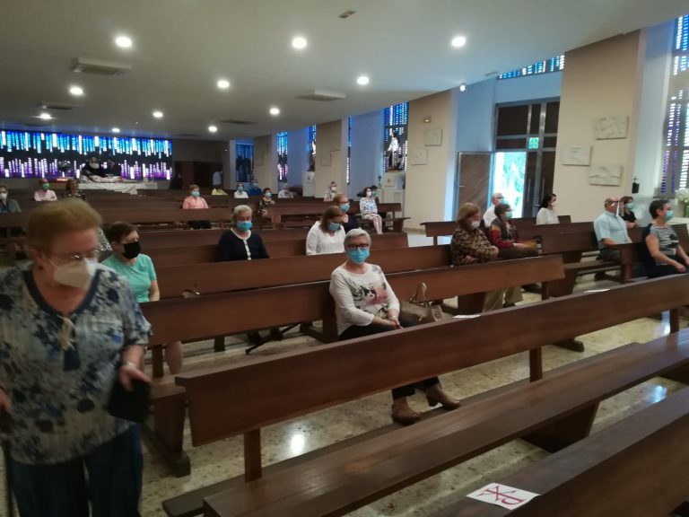 Puertollano: Primera misa del sábado con mascarilla, gel y distancia pero cercanía espiritual