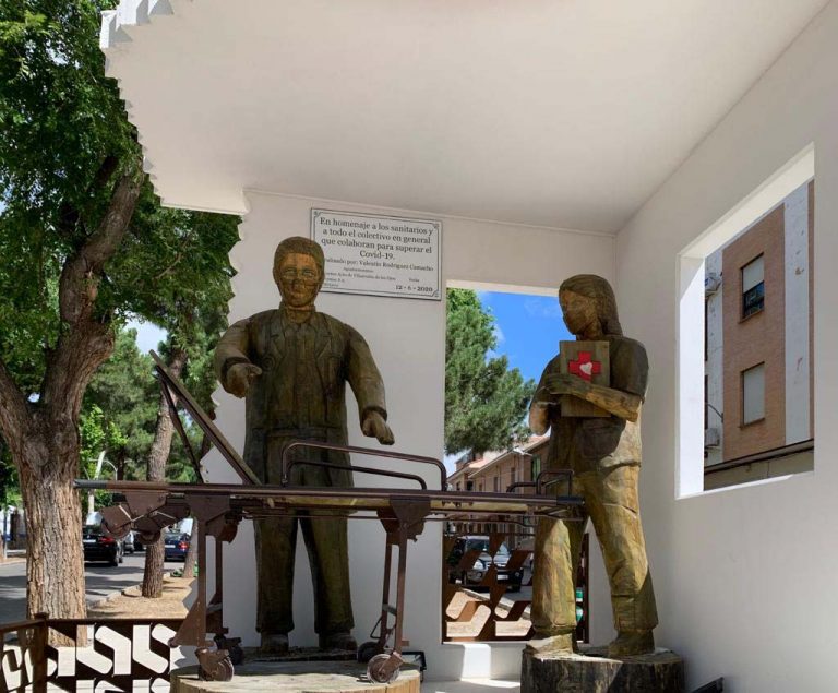 Villarrubia de los Ojos exhibe un monumento a los sanitarios y colectivos que han luchado contra el Covid-19