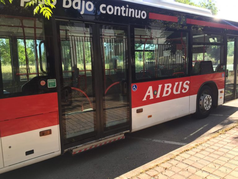 Aibus Puertollano se salta el acuerdo plenario y cobra indebidamente billete a jubilados y personas con discapacidad: El Ayuntamiento denuncia