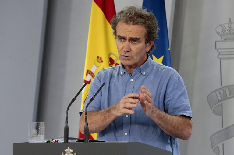 Simón advierte: «Que nadie se confunda. Las cosas no van bien. Cada día tenemos más transmisión»