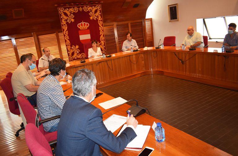 Agentes sociales y partidos políticos se unen por el desarrollo económico de Puertollano