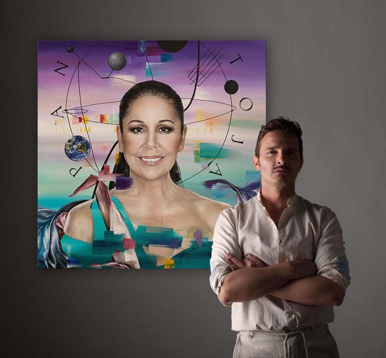 El artista ciudadrealeño Jesús Calzada pinta a Isabel Pantoja para un proyecto de investigación de la Universidad de Málaga