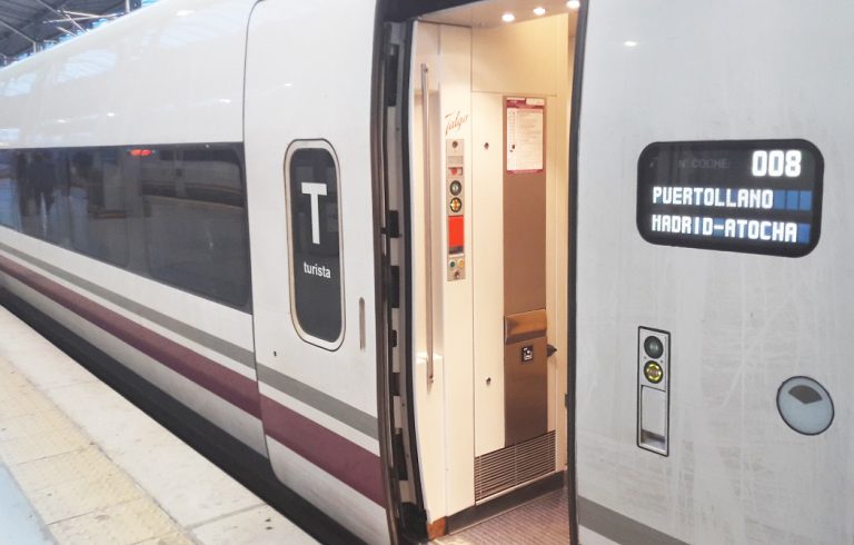 Suspendido todo el tráfico ferroviario en el contorno de Madrid a causa del temporal ‘Filomena’