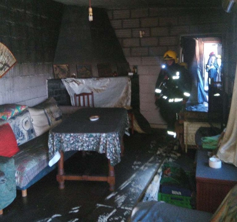Un incendio provoca importantes daños en una vivienda de Fuente el Fresno
