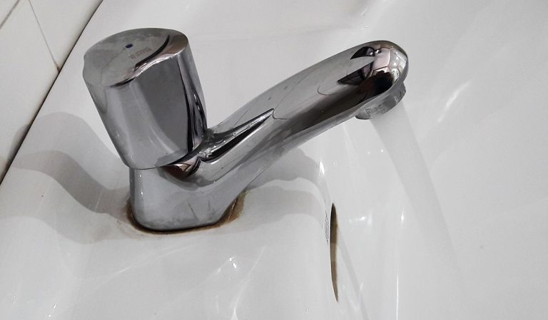 El agua: El oro  líquido al que todos los españoles tienen el mismo derecho